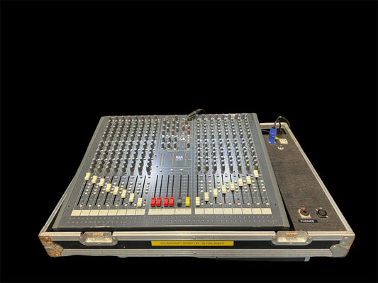 Soundcraft LX7 16 Mixer