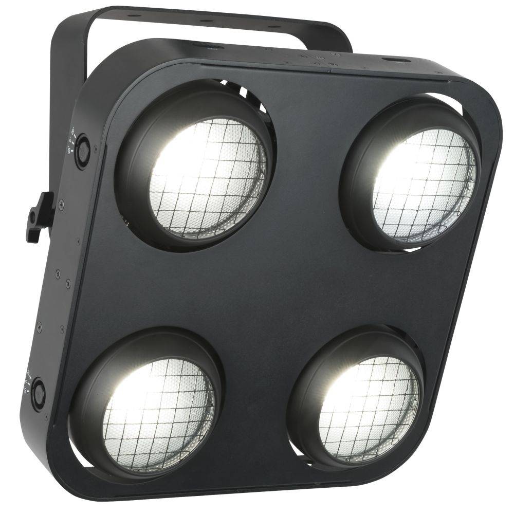 SHOWTEC STAGE BLINDER 4 BLAZE